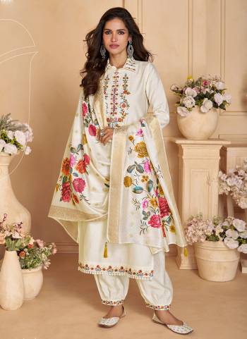 Attrective These Beautiful Looking Readymade Suits.These Top And Bottom Are Viscose Silk And Dupatta Are Organza Fabricated.Its Beautified  With Disigner Embroidery,Hand Work And Woven Disigner Printed Dupatta.