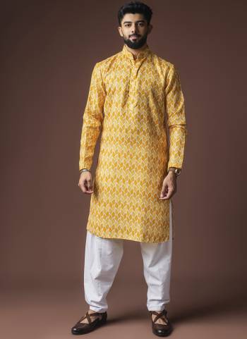 For A festive And Party Wear,Attractive These Readymade Kurta With Payjama in Fine Colored.These Kurta is Fabricated On Blended Linen And Art Silk Bottom With Heavy Designer Printed.Buy Now.