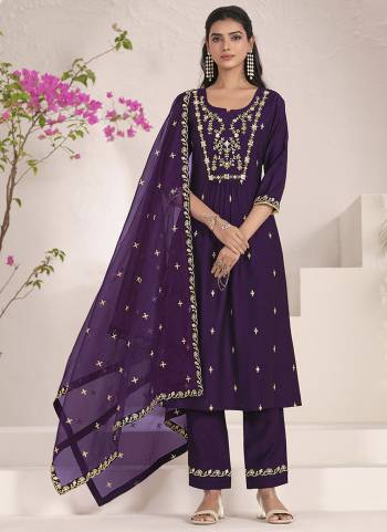 Garb These Beautiful Looking Readymade Suits.These Top Are Viscose And Bottom Are Viscose And Dupatta Are Viscose Fabricated.Its Beautified With Designer  Embroidery,Hand Work.