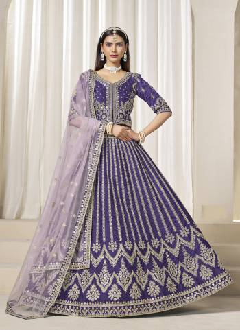 For A Designer Look,Grab These Lehenga Choli in Fine Colored.These Lehenga And Blouse Are Fabricated On Art Silk Pair With Net Dupatta.Its Beautified With Designer Embroidery Work.