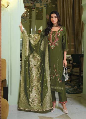 Attractive These Beautiful Looking Readymade Suits.These Top Are Viscose And Bottom Are Viscose And Dupatta Are Jacquard Silk Fabricated.Its Beautified With Designer Embroidery,Hand Work And Woven Jacquard Dupatta.
