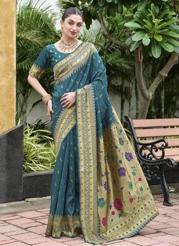 Garb These Fastive And Party Wear Saree in Fine Colored.These Saree And Blouse is Fabricated On Silk Blend.Its Beautified With Woven Jari Designer.