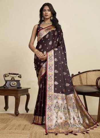 Looking This Party Wear Two Tone Saree Paired With Blouse.This Saree And Blouse Are Two Tone Satin Silk Fabric With Wevon Meenakari Designer. Buy This Pretty Saree Now.