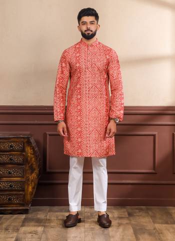 For A festive And Party Wear,Looking These Readymade Kurta With Payjama in Fine Colored.These Kurta is Fabricated On Cotton And Art Silk Bottom With Woven Patta Designer With Digital Printed.Buy Now.