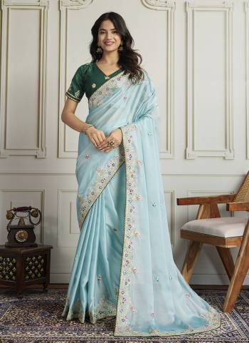 Garb These Party Wear Saree in Fine Colored.These Saree Are Star Georgette And Blouse is Art Silk Fabricated.Its Beautified With Designer Embroidery Work.