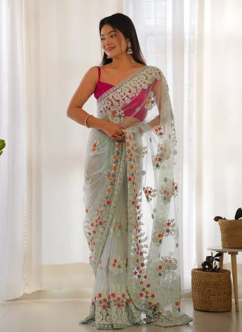Attractive These Party Wear Saree in Fine Colored.These Saree Are Butterfly Net And Blouse is Butterfly Net Fabricated.Its Beautified With Designer Multy Thread,Aari Embroidery,Stone Work.
