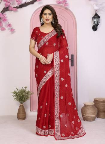 Attrective These Party Wear Saree in Fine Colored.These Saree Are Frendy Chiffon And Blouse is Frendy Chiffon Fabricated.Its Beautified With Designer Jari Embroidery,Stone Work.
