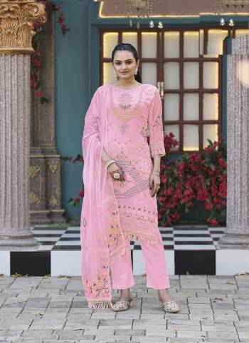 Attrective Looking These Party Wear Suit in Fine Colored Pair With Bottom And Dupatta.These Top Are Georgette And Dupatta Are Fabricated On Georgette Pair With Santoon Bottom.Its Beautified With Designer Heavy Embroidery With Moti Work.