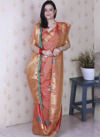Garb These Party Wear Saree in Fine Colored.These Saree And Blouse is Fabricated On Soft Silk.Its Beautified With Weaving Meenakari Designer.