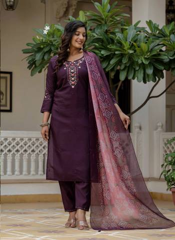 Looking These Suit in Fine Colored Pair With Bottom And Dupatta.These Top Are Roman Silk And Bottom Are Fabricated On Roman Silk Pair With Muslin Dupatta.Its Beautified With Designer Printed With Embroidery Work.
