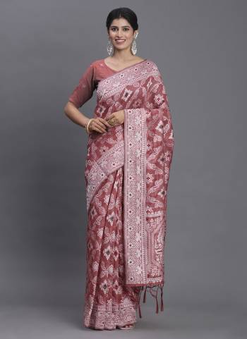 Attractive These Fastive And Party Wear Saree in Fine Colored.These Saree And Blouse is Fabricated On Linen Cotton.Its Beautified With Heavy Weaving Havey Designer.