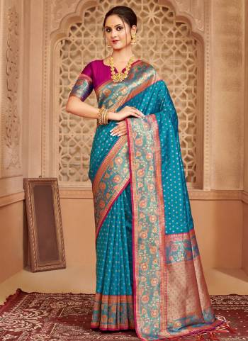 Garb These Fastive And Party Wear Saree in Fine Colored.These Saree And Blouse is Fabricated On Silk Blend.Its Beautified With Heavy Weaving Havey Designer.