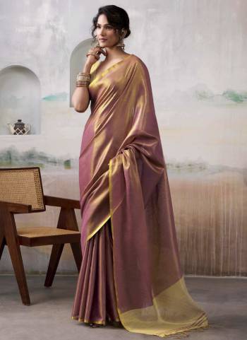 Attractive These Fastive And Party Wear Saree in Fine Colored.These Saree And Blouse is Fabricated On Tissue Silk.Its Beautified With Solid Designer.