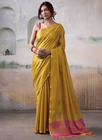 Attractive These Fastive And Party Wear Saree in Fine Colored.These Saree And Blouse is Fabricated On Tissue Silk.Its Beautified With Solid Designer.