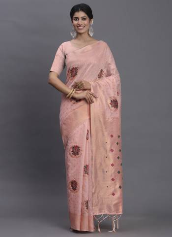 Attractive These Fastive And Party Wear Saree in Fine Colored.These Saree And Blouse is Fabricated On Linen Cotton.Its Beautified With Heavy Weaving Havey Designer.