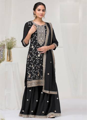 Looking These Party Wear Designer Plazzo Suits in Fine Colored Pair With Dupatta.These Top Are Vichitra Silk And Dupatta Are Fabricated On Vichitra Silk Pair With Vichitra Silk Bottom.Its Beautified With Designer Embroidery Work.