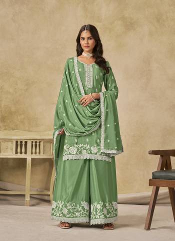 Looking These Beautiful Party Wear Fine Color Plazzo Suits.These Top Are Chinon And Dupatta Are Chinon And Bottom Chinon Fabricated.Its Beautified With Designer Embroidery Work.