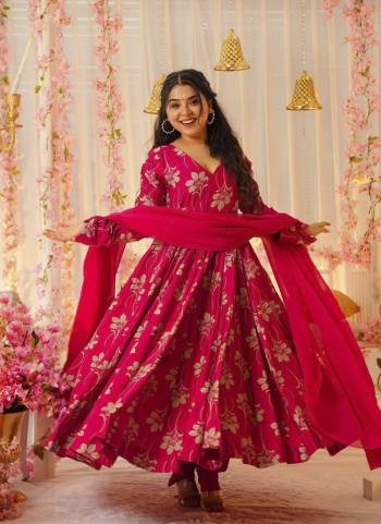 Looking These Suit in Fine Colored Pair With Bottom And Dupatta.These Top Are Votikal And Bottom Are Fabricated On PV Chanderi Pair With Chinon Dupatta.Its Beautified With Designer Printed.
