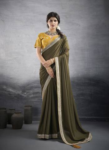 Looking These Fastival Wear Saree in Fine Colored.These Saree Are Star Georgette And Blouse is Fabricated On Banglori Silk.Its Beautified With Designer Embroidery Work Lace Border And Blouse.