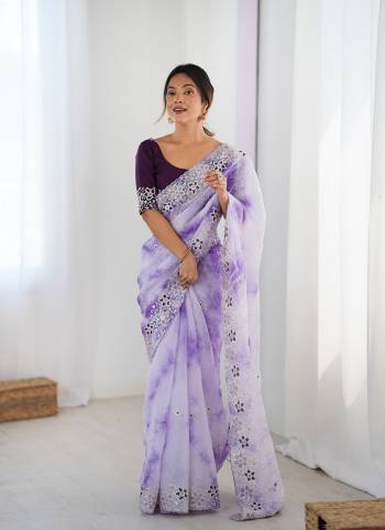 Garb These Party Wear Saree in Fine Colored.These Saree Are Fendy And Blouse is Malai Silk Fabricated.Its Beautified With Badal Printed Designer With Sequance,Coding Embroidery Work.