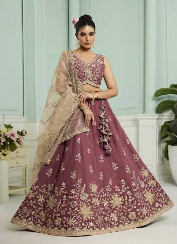 Atrractive This Party Wear Fine Color Fancy Heavy Designer Choli And Lahenga Fabriced On Georgette And Dupatta Organza In Fabricated Beautified With Attrective Designer Heavy Sequance,Multy Thread  Embroidery Work. Buy Now.