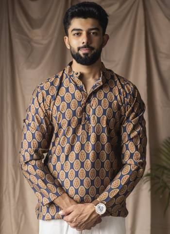 For A festive Wear,Grab These Readymade Short Kurta in Fine Colored.These Kurta is Fabricated On Blended Linen With Designer Printed.Buy Now.