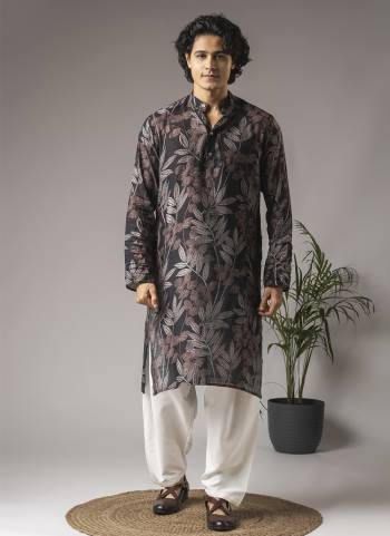 For A festive And Party Wear,Attractive These Readymade Kurta With Payjama in Fine Colored.These Kurta is Fabricated On Modal Silk And Art Silk Bottom With Designer Printed.Buy Now.