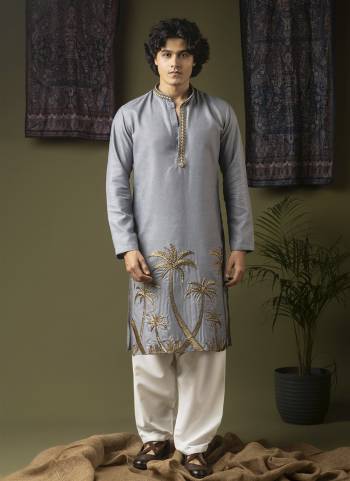 For A festive And Party Wear,Attractive These Readymade Kurta With Payjama in Fine Colored.These Kurta is Fabricated On Linen And Art Silk Bottom With Heavy Designer Embroidery Work.Buy Now.