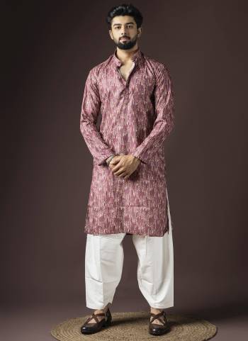 For A festive And Party Wear,Attractive These Readymade Kurta With Payjama in Fine Colored.These Kurta is Fabricated On Blended Cotton And Art Silk Bottom With Designer Printed.Buy Now.