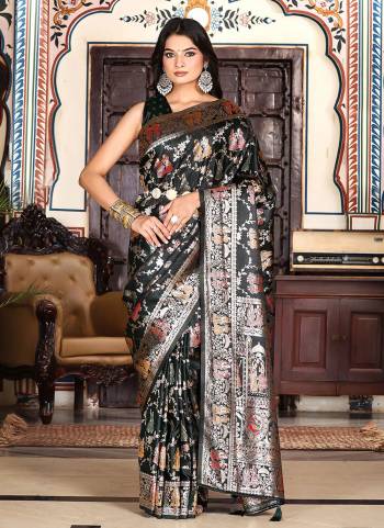 Attractive These Fastive And Party Wear Saree in Fine Colored.These Saree And Blouse is Fabricated On Silk.Its Beautified With Heavy Weaving Jari Designer.