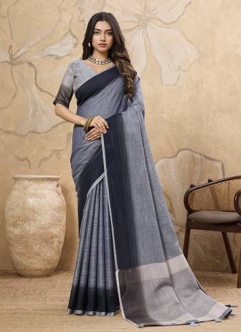 Attractive These Fastive And Party Wear Saree in Fine Colored.These Saree And Blouse is Fabricated On Linen.Its Beautified With Woven Designer.