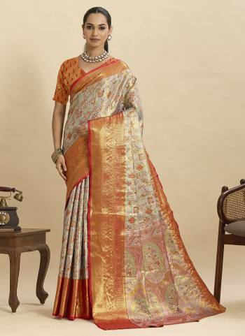 Looking This Party Wear Saree Paired With Blouse.This Saree And Blouse Are Silk Fabric With Woven Designer. Buy This Pretty Saree Now.