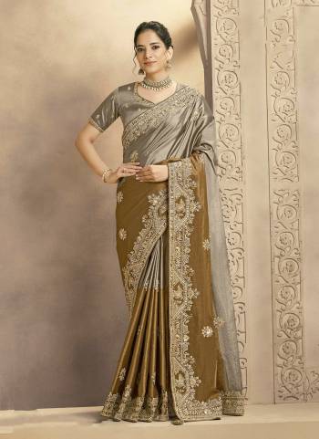 Look Attractive These Designer Party Wear Fancy Saree in Fine Colored.These Saree Are Metallic Kora Jari Silk And Blouse Matallic Kora Jari Silk is Fabricated.Its Beautified Fancy Jardosi,Cutdana Hand Work.