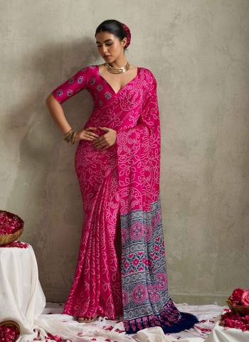 Looking These Traditinol Party Wear Saree in Fine Colored.These Saree Are Satin Silk And Blouse is Fabricated On Satin Silk Pair.Its Beautified With Designer Bandhani Printed.