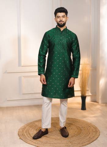 For A festive And Party Wear,Looking These Readymade Kurta With Payjama in Fine Colored.These Kurta is Fabricated On Jacquard Silk And Art Silk Bottom With Woven Butti Designer With Mirror Embroidery Work.Buy Now.
