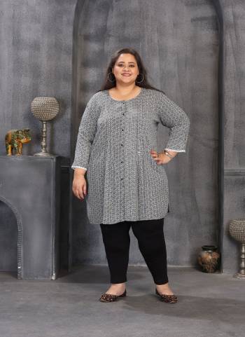 Grab These Beautiful Looking Readymade Big SizeTop.These Top is Fabricated On Rayon.Its Beautified With Designer Printed.