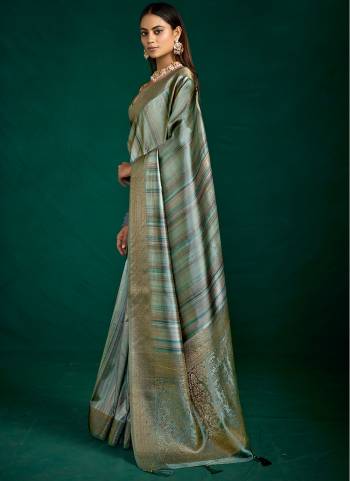 Garb These Party Wear Saree in Fine Colored.These Saree Are Tussar Silk And Blouse is Fabricated On Tussar Silk Pair.Its Beautified With Jandani Digital Printed With Designer Woven Lace Border And Pallu.