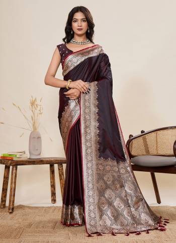 Looking This Party Wear Saree Paired With Blouse.This Saree And Blouse Are Satin Silk Fabric With Woven Jari Border Galla Designer. Buy This Pretty Saree Now.