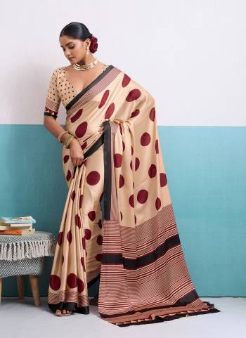 Looking These Traditinol Party Wear Saree in Fine Colored.These Saree Are Satin Silk And Blouse is Fabricated On Satin Silk Pair.Its Beautified With Designer Goli Printed.