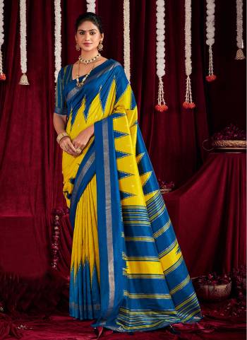 Garb These Traditinol Party Wear Saree in Fine Colored.These Saree Are Ikkat Silk And Blouse is Fabricated On Ikkat Silk Pair.Its Beautified With Designer Zig Zag Printed.