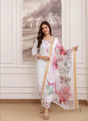 Garb These Suit in Fine Colored Pair With Bottom And Dupatta.These Top And Bottom Are Fabricated On Chanderi Pair With Organza Dupatta.Its Beautified With Designer Embroidery Work.