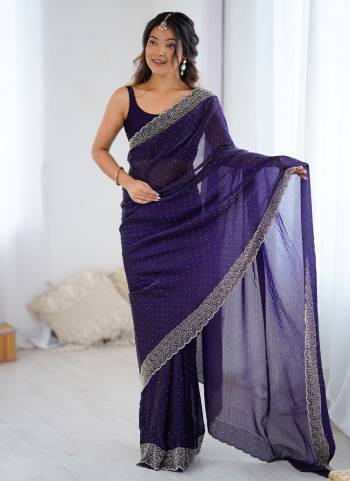 Looking These Party Wear Saree in Fine Colored.These Saree Are Fendy Satin And Blouse is Fendy Satin Fabricated.Its Beautified With Designer Zarkan Hand Work.