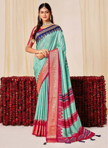 Garb These Traditinol Party Wear Saree in Fine Colored.These Saree Are Velvet Tussar Silk And Blouse is Fabricated On Velvet Tussar Silk Pair.Its Beautified With Woven Designer,Printed.