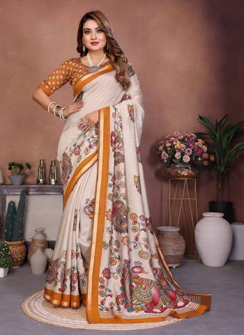 Looking These Party Wear Saree in Fine Colored.These Saree And Blouse is Fabricated On Mul Cotton.Its Beautified With Designer Kalamkari Printed.