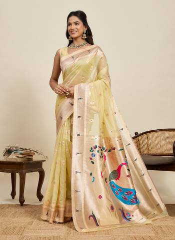 Garb This Party Wear Saree Paired With Blouse.This Saree And Blouse Are Cotton Silk Fabric With Woven Paithani Meenakari Designer. Buy This Pretty Saree Now.
