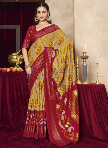 Garb These Traditinol Party Wear Saree in Fine Colored.These Saree Are Tussar Silk And Blouse is Fabricated On Tussar Silk Pair.Its Beautified With Woven Designer,Patola Printed.
