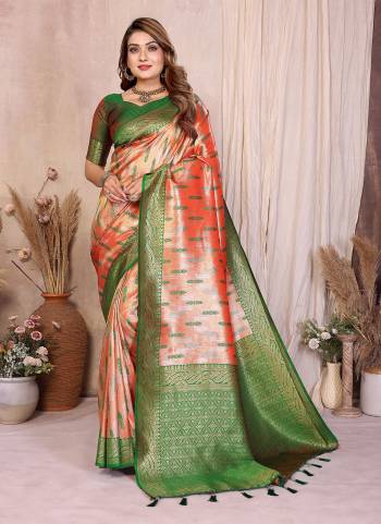 Attractive These Festive Wear Saree in Fine Colored.These Saree And Blouse is Fabricated On Banarasi Tissue Silk.Its Beautified With Weaving Jacquard Designer.