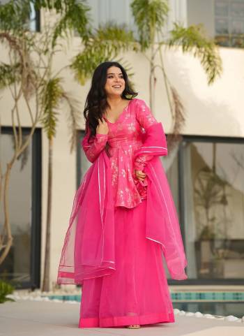 Attractive Looking These Beautiful Looking Readymade Sharara Suits.These Top Are Silk And Bottom is Fabricated On Organza And Organza Dupatta.Its Beautified With Designer Digital Printed.