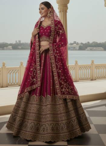 For A Fancy Designer Look,Grab These Lehenga Choli With Dupatta in Fine Colored.These Lehenga And Choli Are Gadhwal Silk And Dupatta Are Fabricated On Soft Net Pair.Its Beautified With Heavy Fancy Lace, Sequance,Chapat Jari,Thread Embroidery Work. 