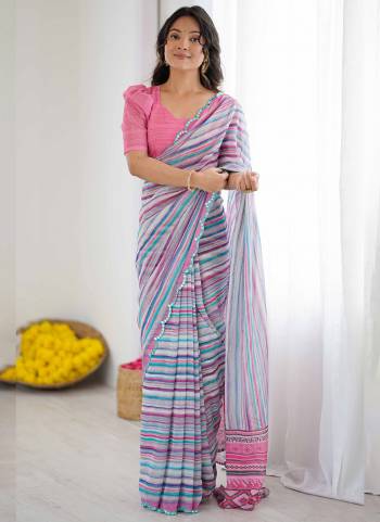 Attractive These Party Wear Saree in Fine Colored.These Saree Are Georgette And Blouse is Georgette Fabricated.Its Beautified With Designer Printed With Mirror Cut Border.